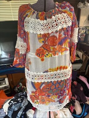 Colorful Floral Crochet-Trim Tunic Top